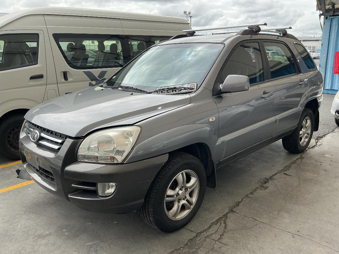 Photo '3' of KIA Sportage Photo '3' of KIA Sportage