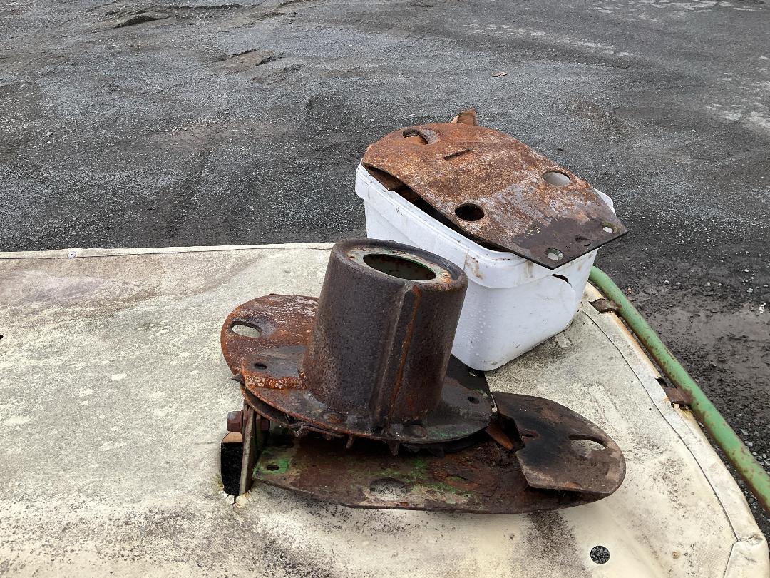 Photo '12' of Krone AM283 Mower