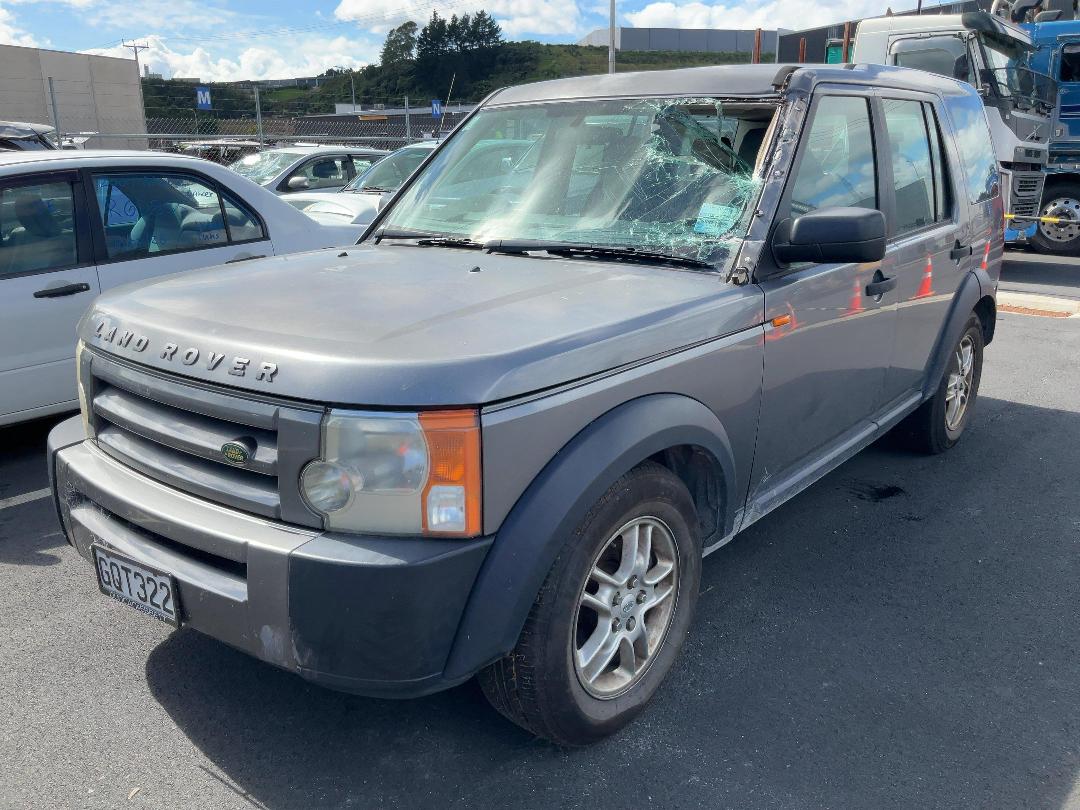 Photo '3' of Land Rover Discovery Photo '3' of Land Rover Discovery