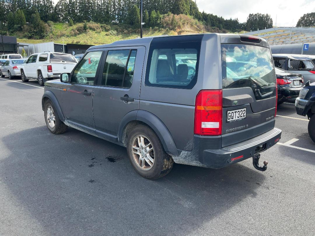 Photo '5' of Land Rover Discovery Photo '5' of Land Rover Discovery