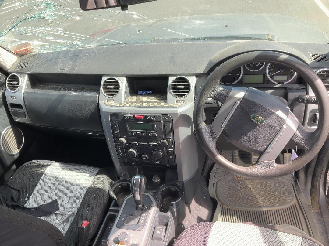 Photo '15' of Land Rover Discovery Photo '15' of Land Rover Discovery