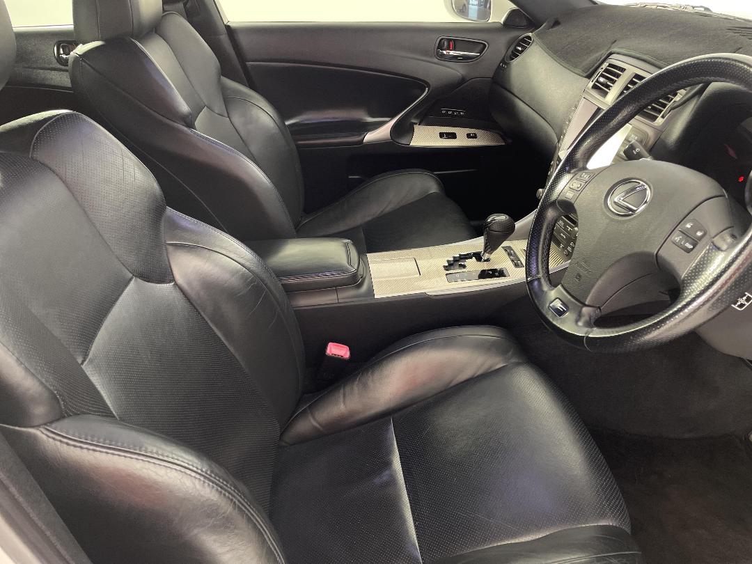 Photo '16' of Lexus IS-F Photo '16' of Lexus IS-F