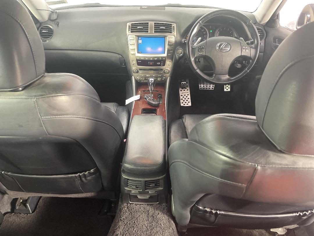 Photo '18' of Lexus IS250 Photo '18' of Lexus IS250