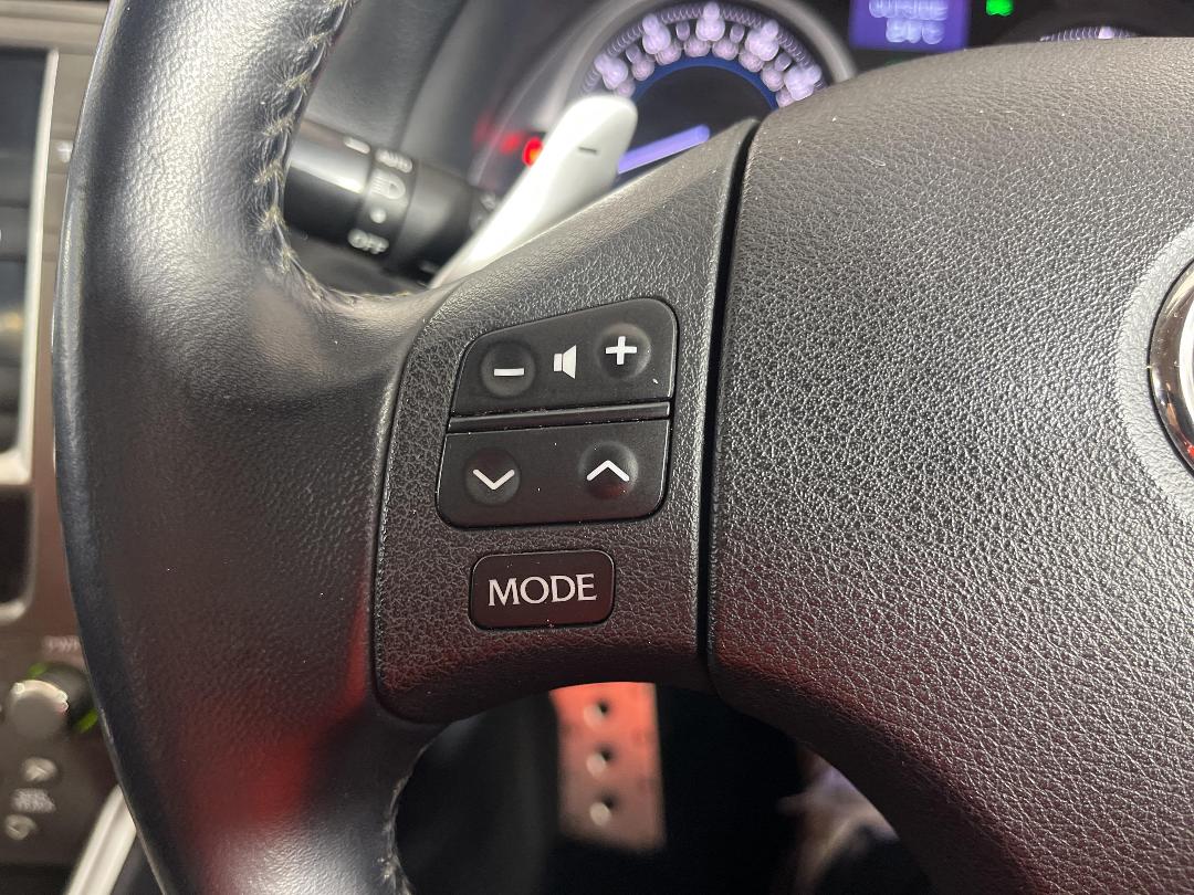 Photo '25' of Lexus IS250