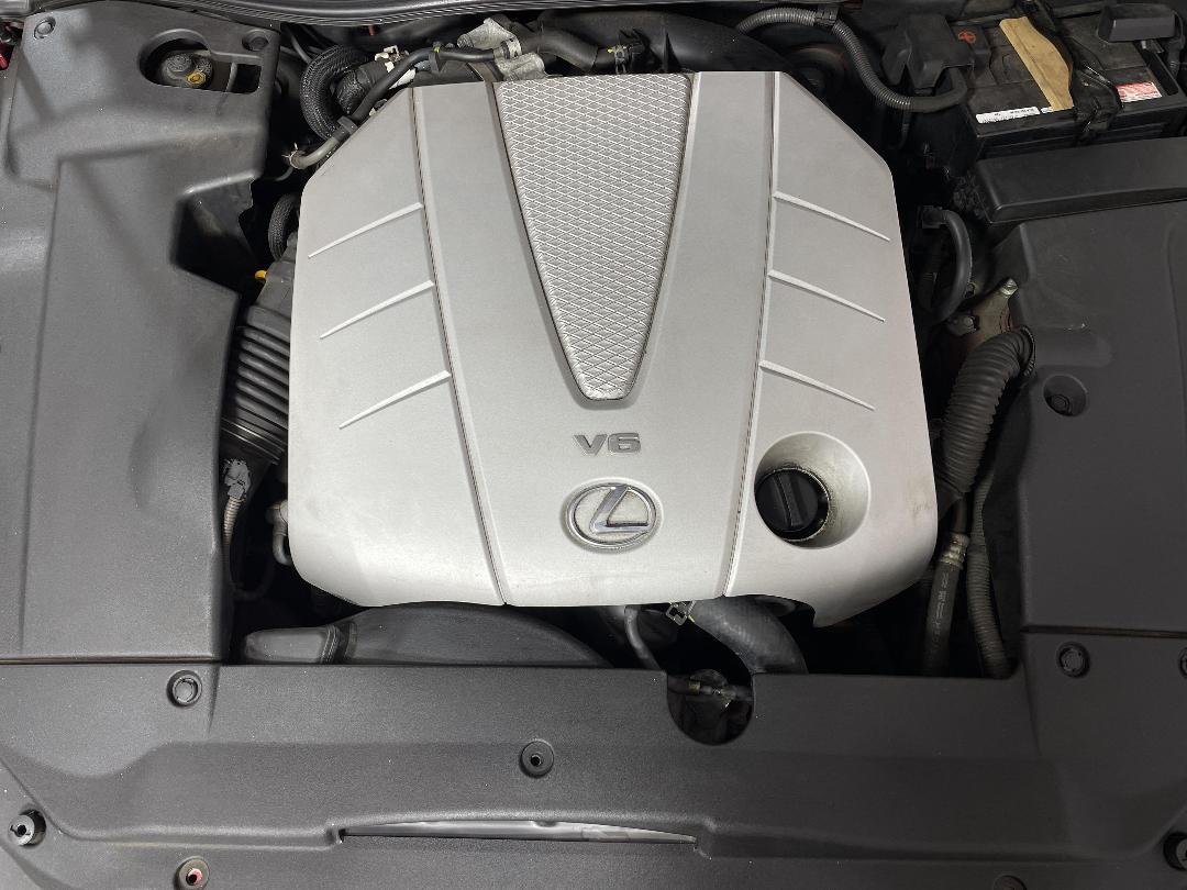 Photo '13' of Lexus IS350 Photo '13' of Lexus IS350