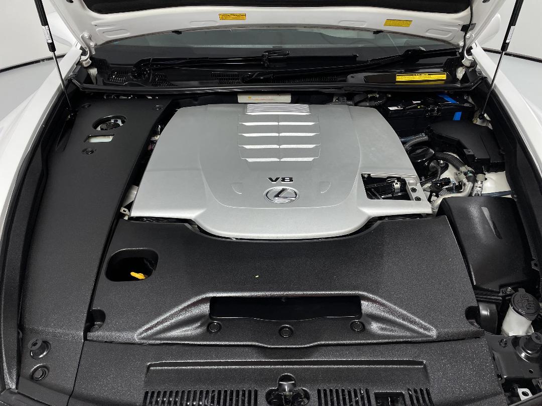 Photo '13' of Lexus LS460