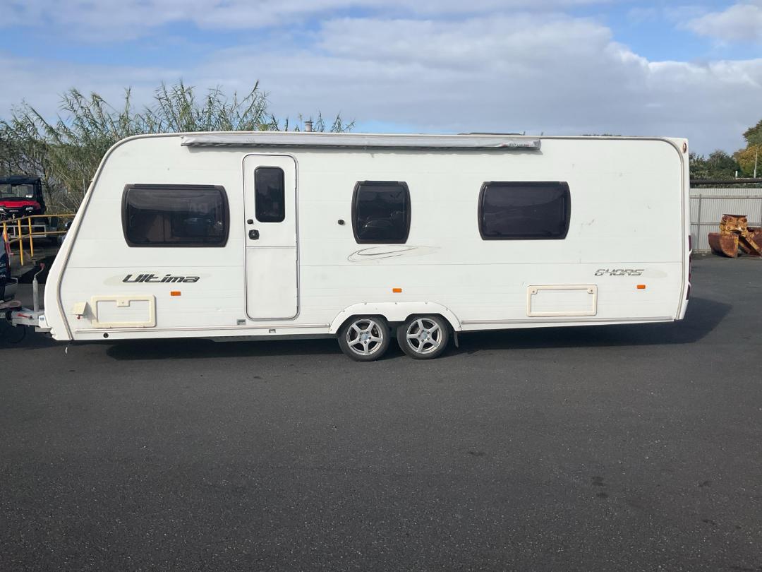 Photo '5' of Lunar Ultima 640RS Caravan - Tandem Photo '5' of Lunar Ultima 640RS Caravan - Tandem