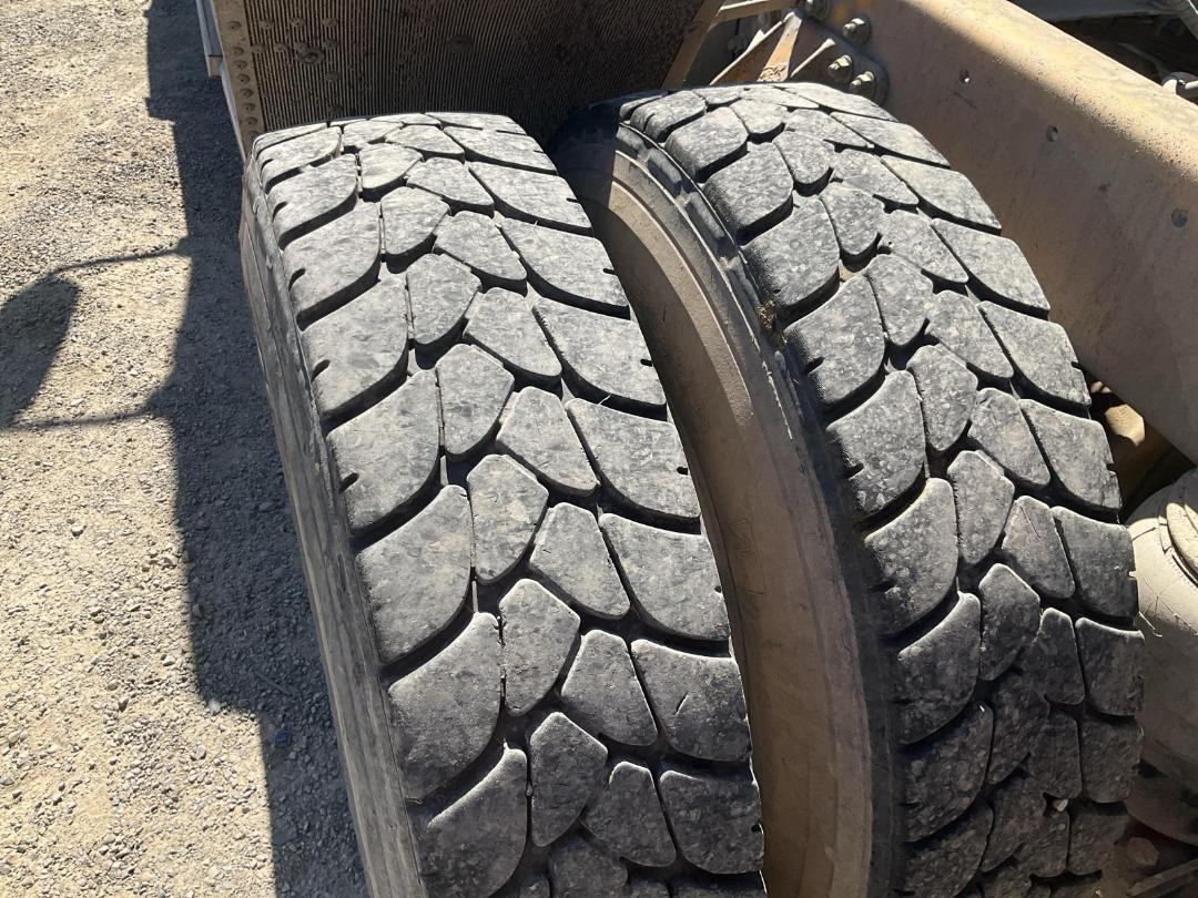 Photo '41' of Mack Vision CX688RST Tipper