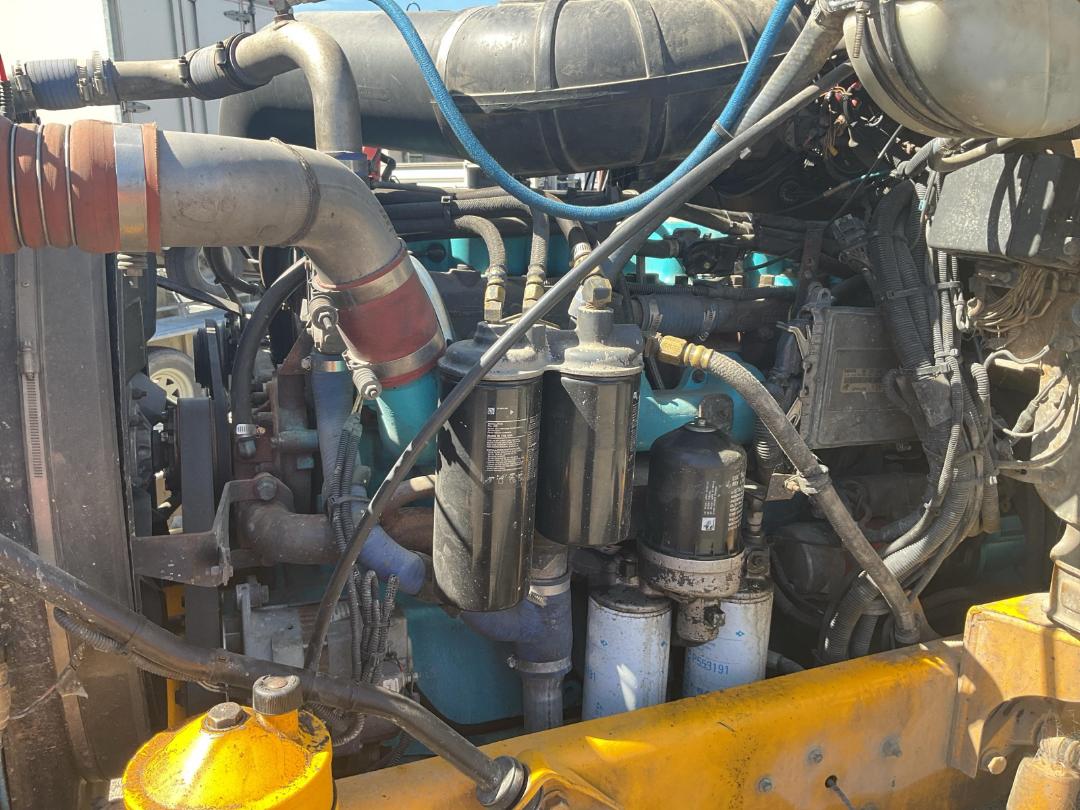 Photo '15' of Mack Vision CX688RST Tipper