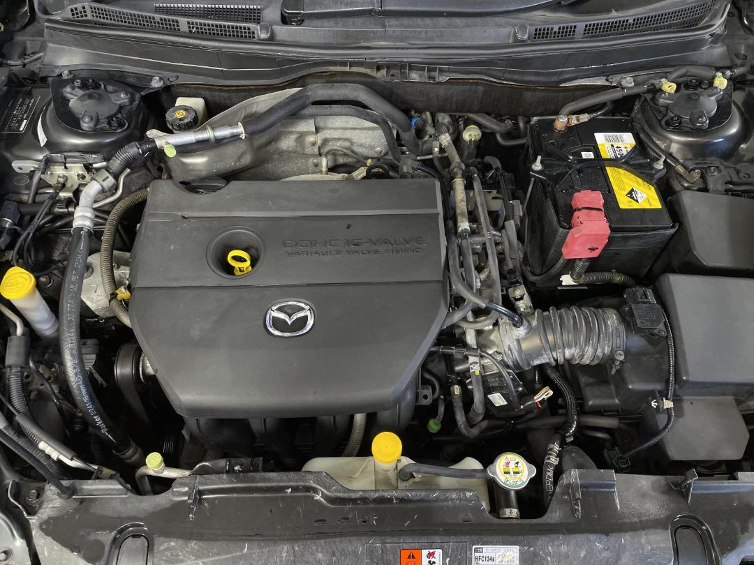 Photo '13' of Mazda Atenza