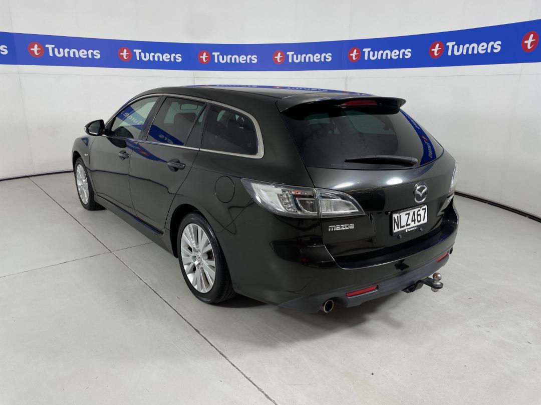 Photo '5' of Mazda Atenza