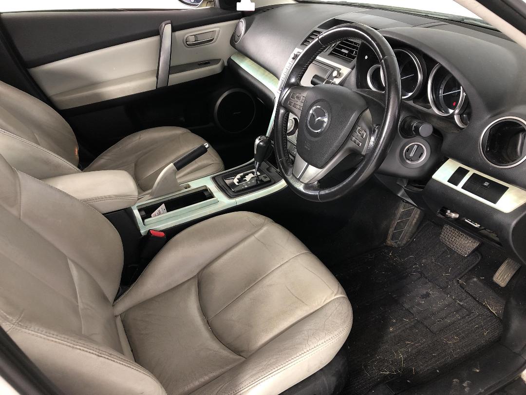 Photo '13' of Mazda Atenza Photo '13' of Mazda Atenza