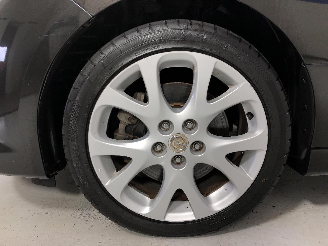 Photo '10' of Mazda Atenza