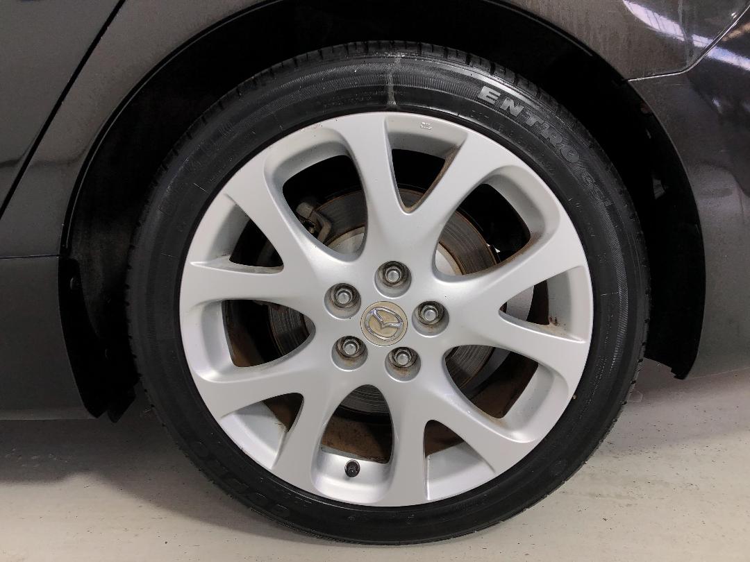 Photo '11' of Mazda Atenza