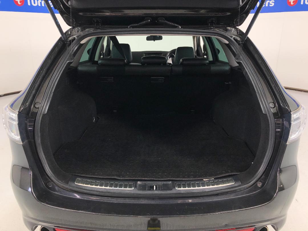 Photo '14' of Mazda Atenza