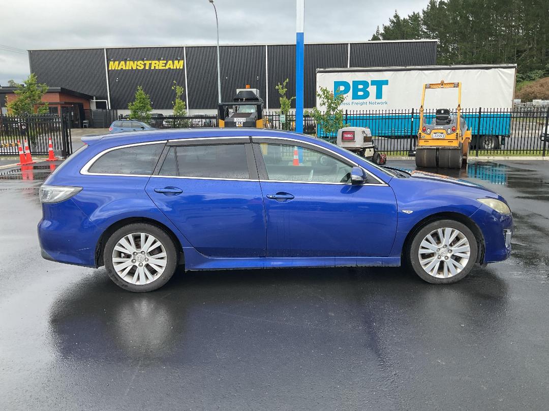 Photo '8' of Mazda Atenza Photo '8' of Mazda Atenza