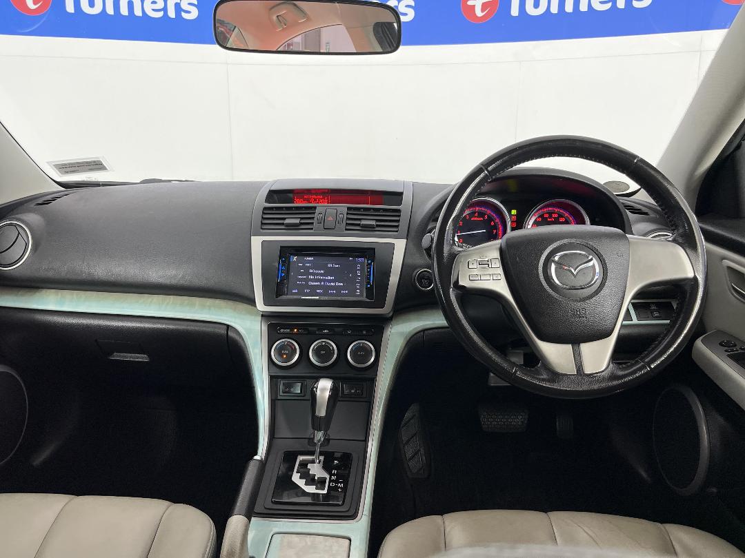 Photo '17' of Mazda Atenza Photo '17' of Mazda Atenza