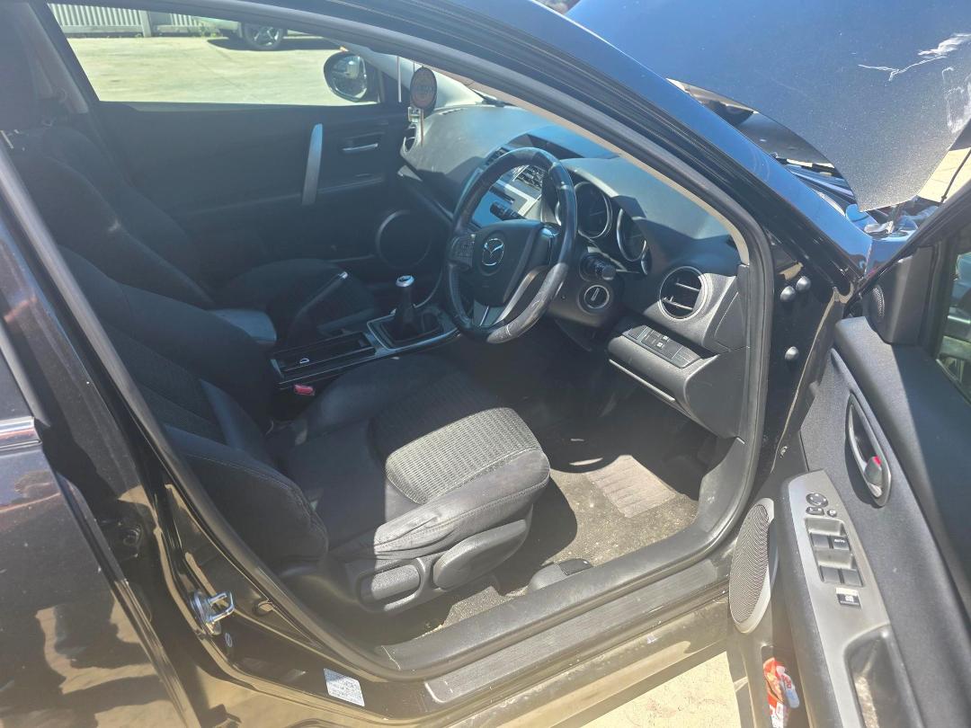 Photo '11' of Mazda Atenza Photo '11' of Mazda Atenza