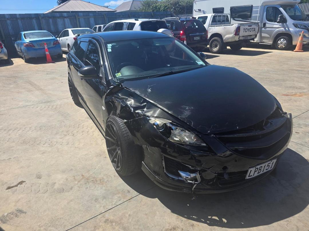 Photo '2' of Mazda Atenza Photo '2' of Mazda Atenza