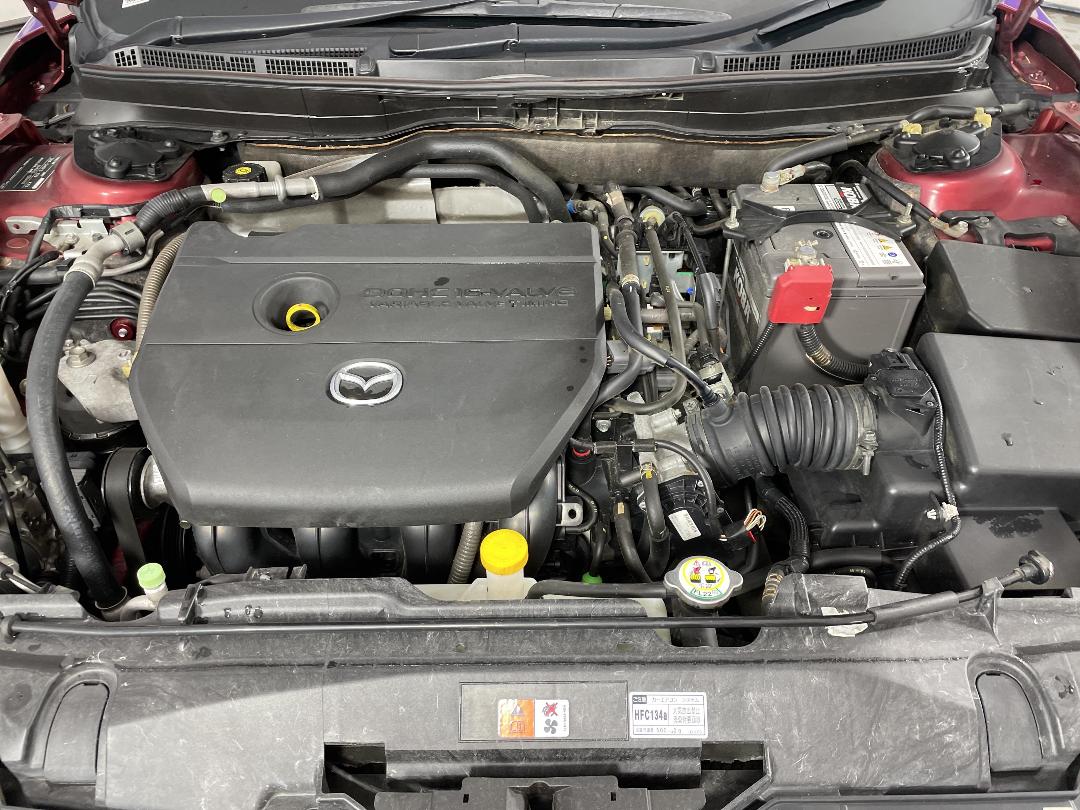 Photo '13' of Mazda Atenza