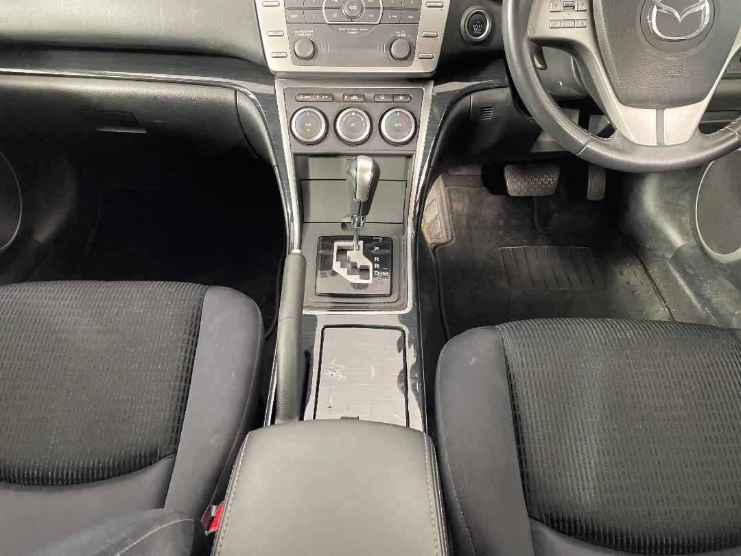 Photo '18' of Mazda Atenza