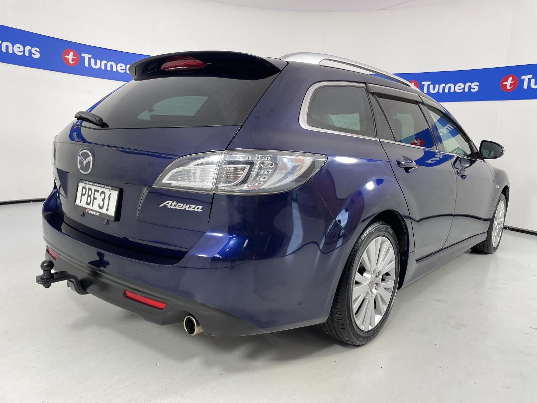 Photo '7' of Mazda Atenza