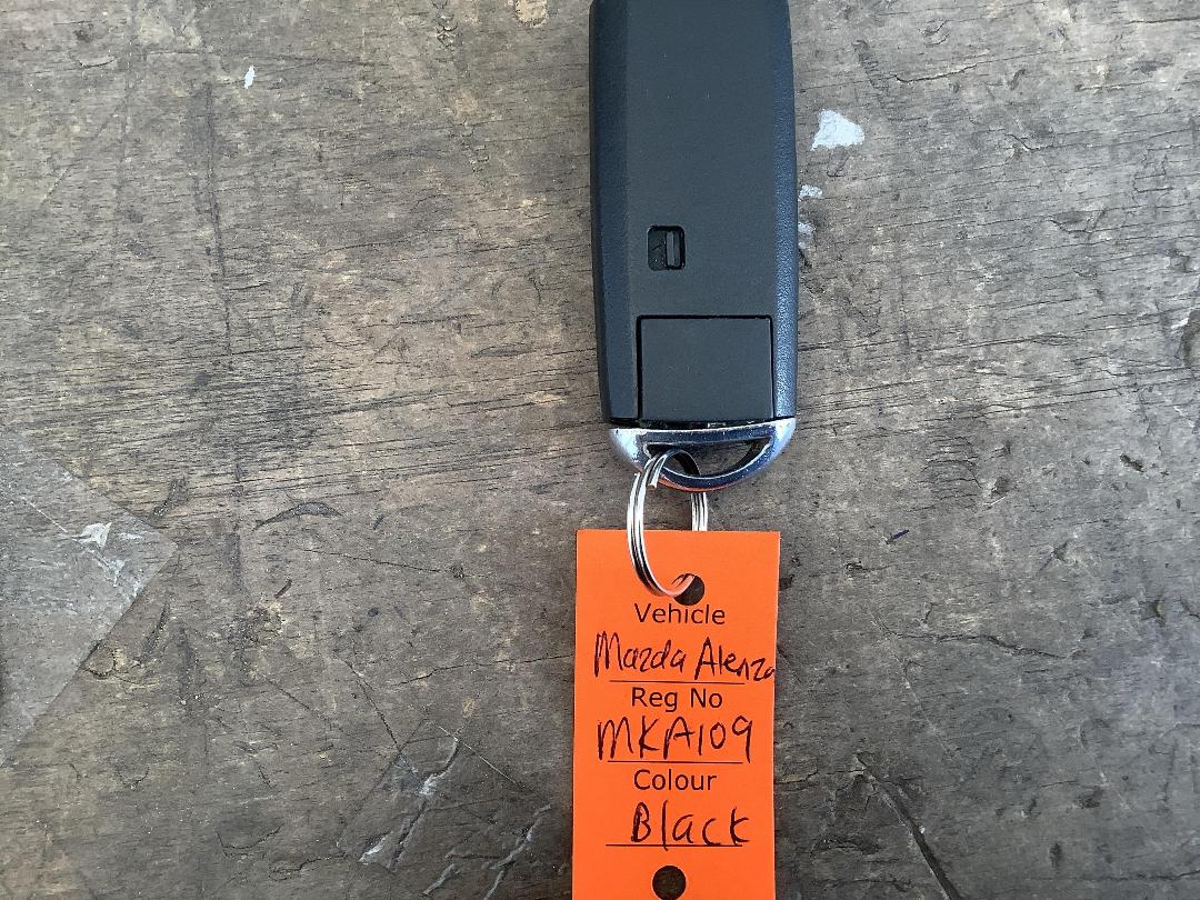 Photo '17' of Mazda Atenza