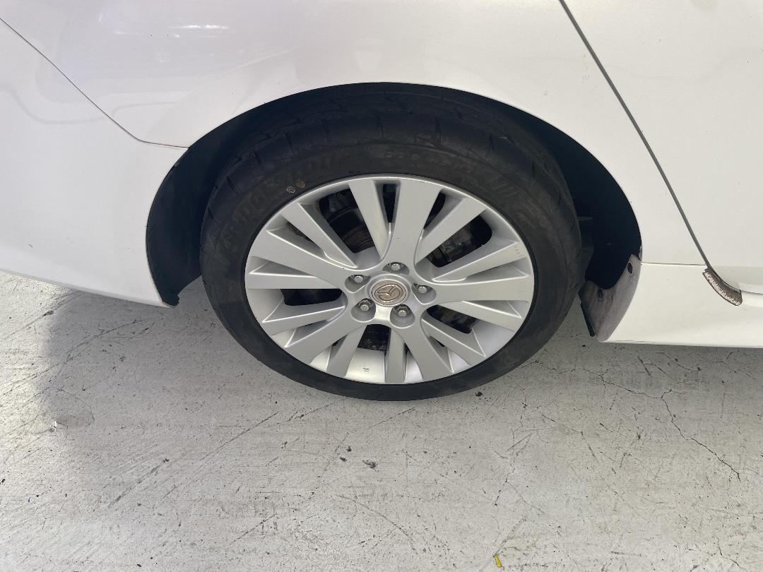 Photo '12' of Mazda Atenza