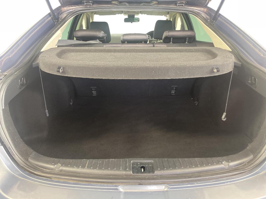 Photo '14' of Mazda Atenza