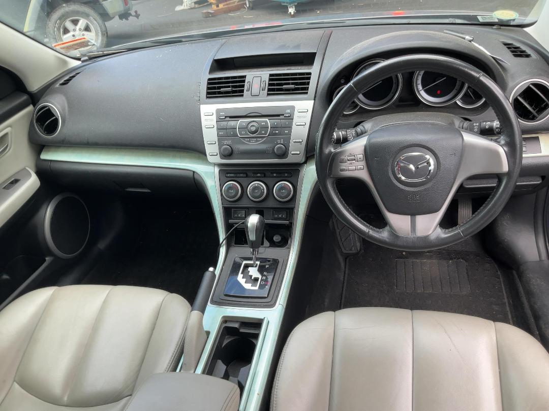 Photo '15' of Mazda Atenza Photo '15' of Mazda Atenza