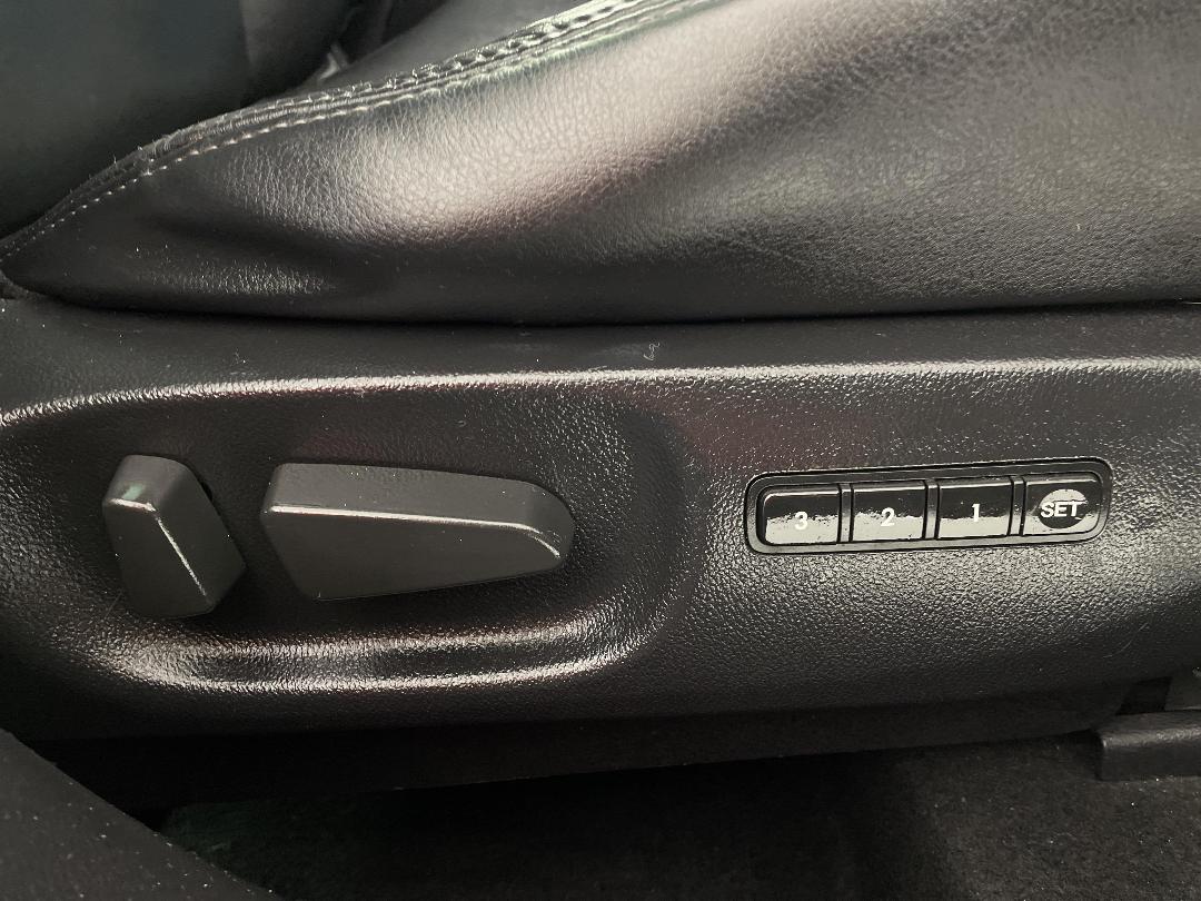 Photo '23' of Mazda Atenza