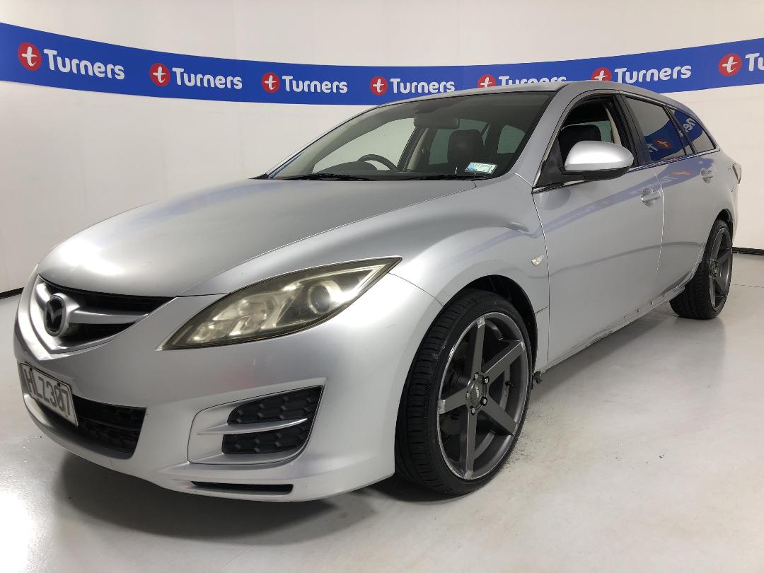 Photo '4' of Mazda Atenza