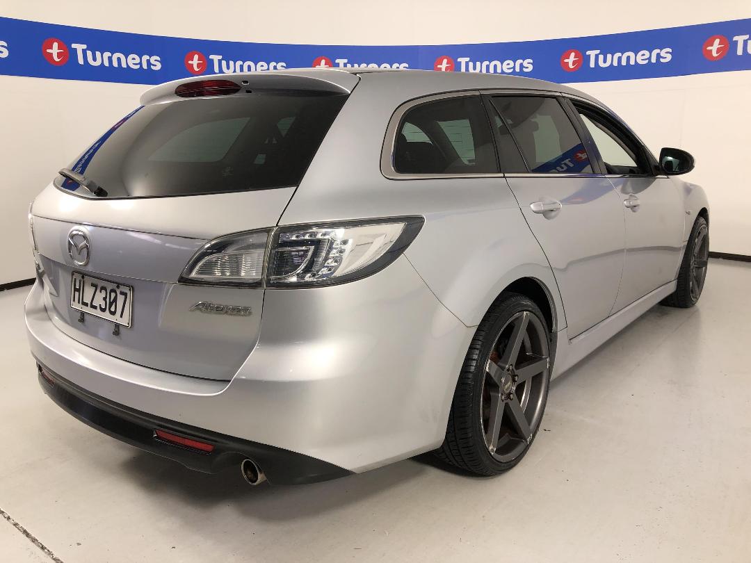 Photo '7' of Mazda Atenza