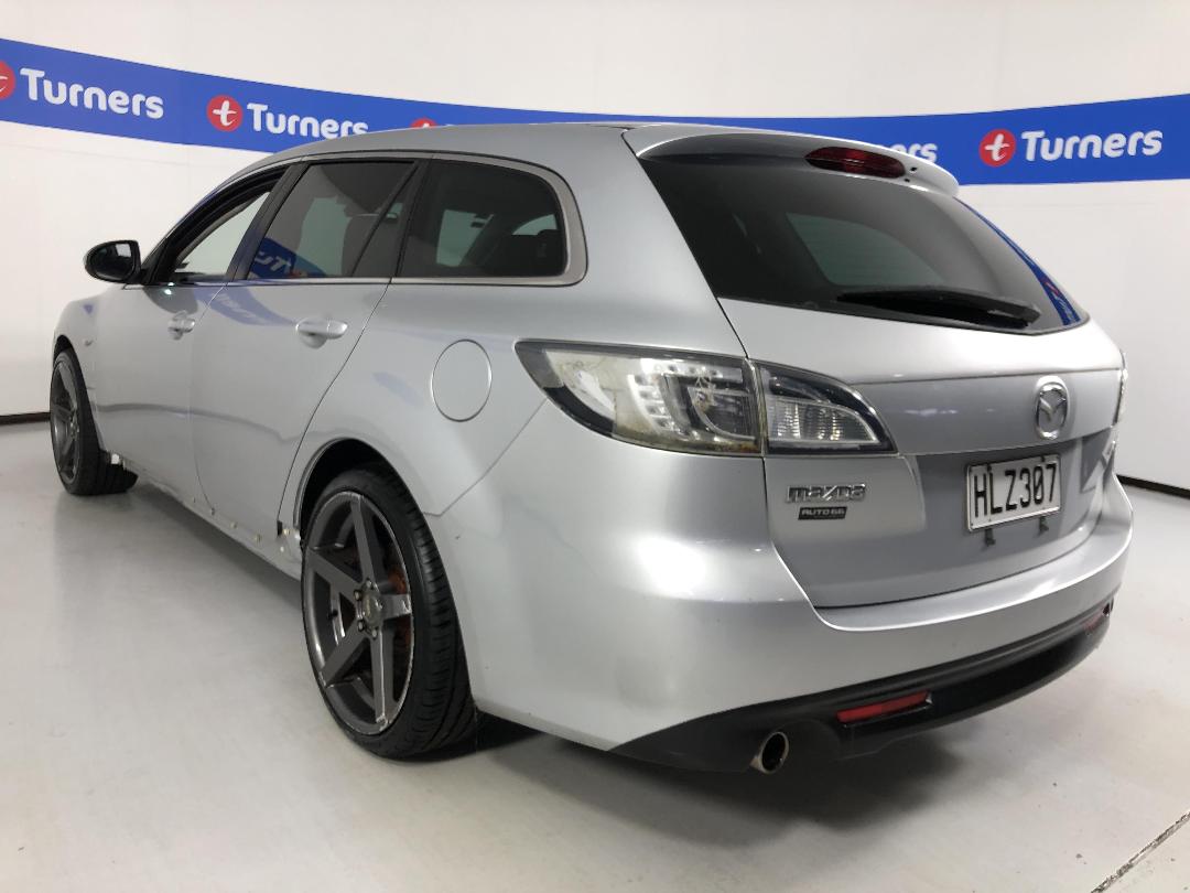 Photo '5' of Mazda Atenza