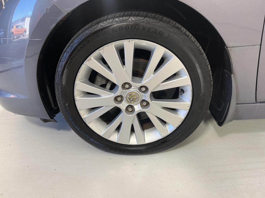 Photo '10' of Mazda Atenza