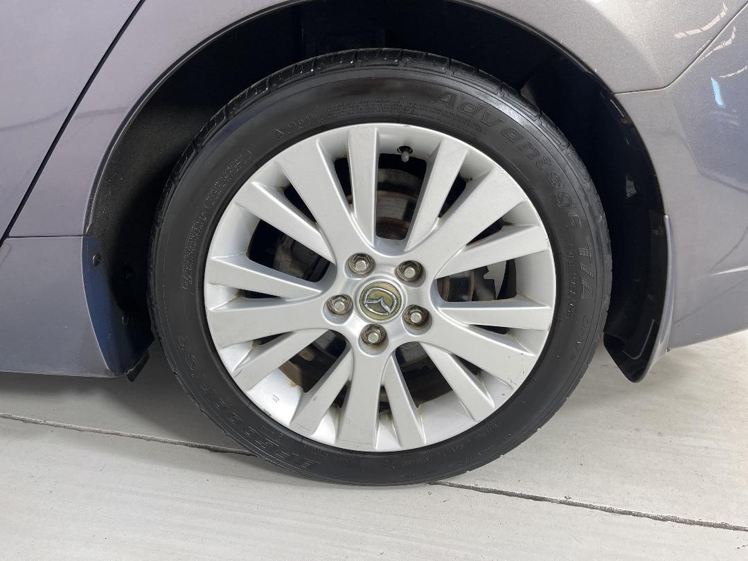 Photo '11' of Mazda Atenza