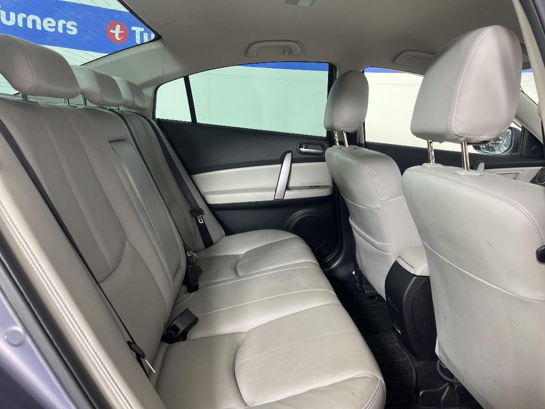 Photo '20' of Mazda Atenza