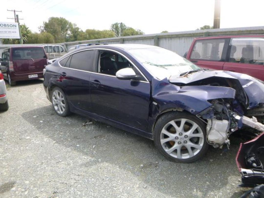 Photo '3' of Mazda Atenza