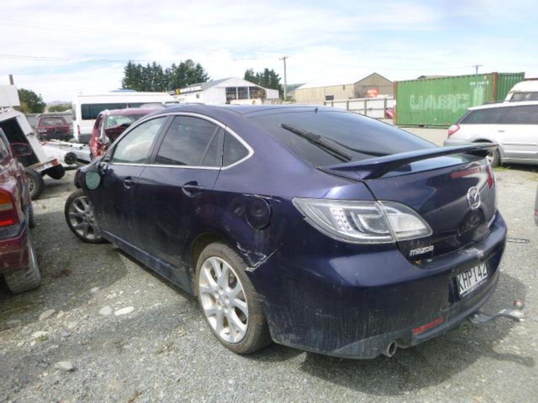 Photo '6' of Mazda Atenza