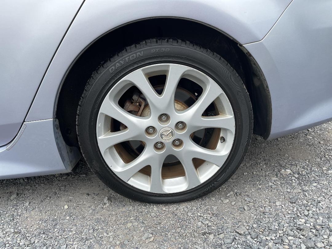 Photo '7' of Mazda Atenza