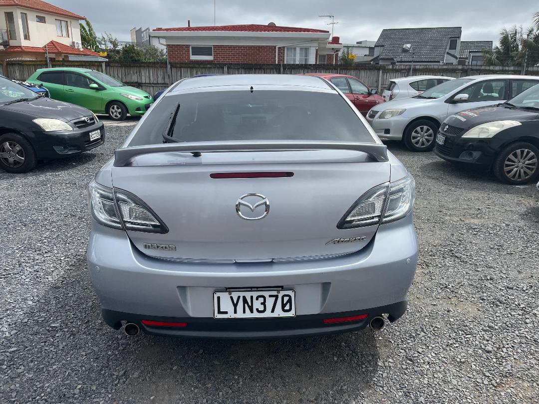 Photo '5' of Mazda Atenza