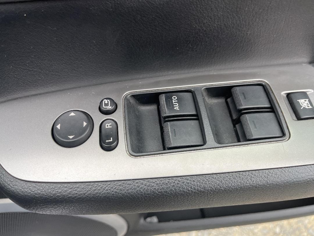 Photo '21' of Mazda Atenza