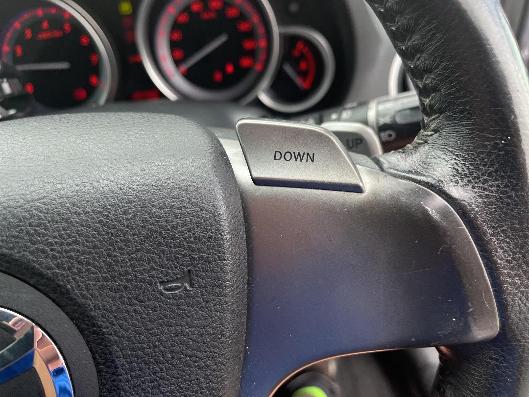 Photo '23' of Mazda Atenza