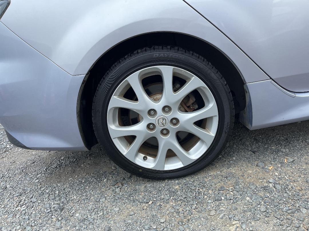 Photo '8' of Mazda Atenza