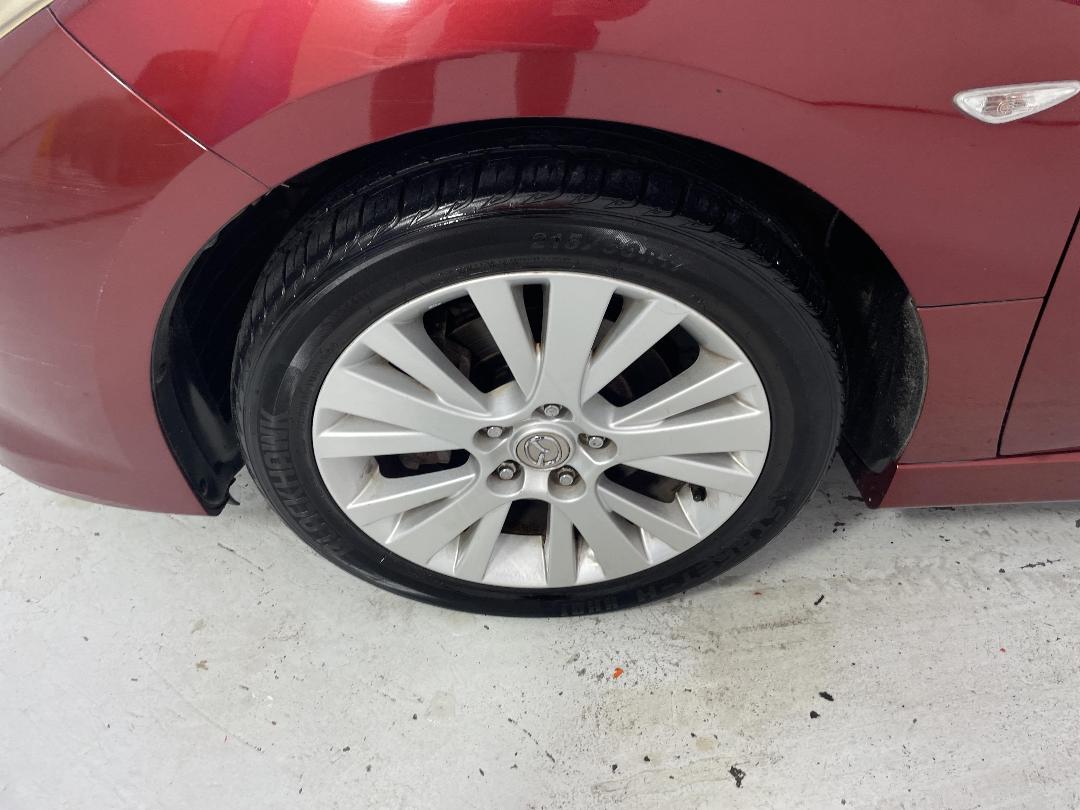 Photo '10' of Mazda Atenza