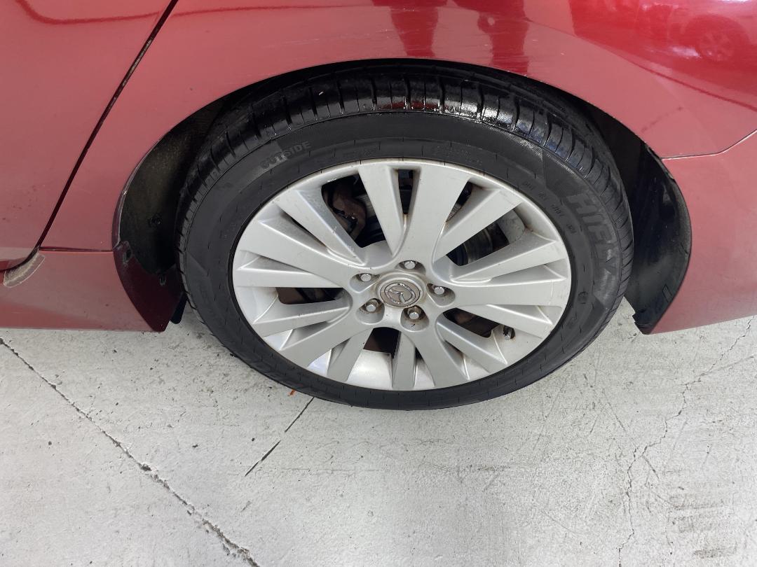 Photo '11' of Mazda Atenza