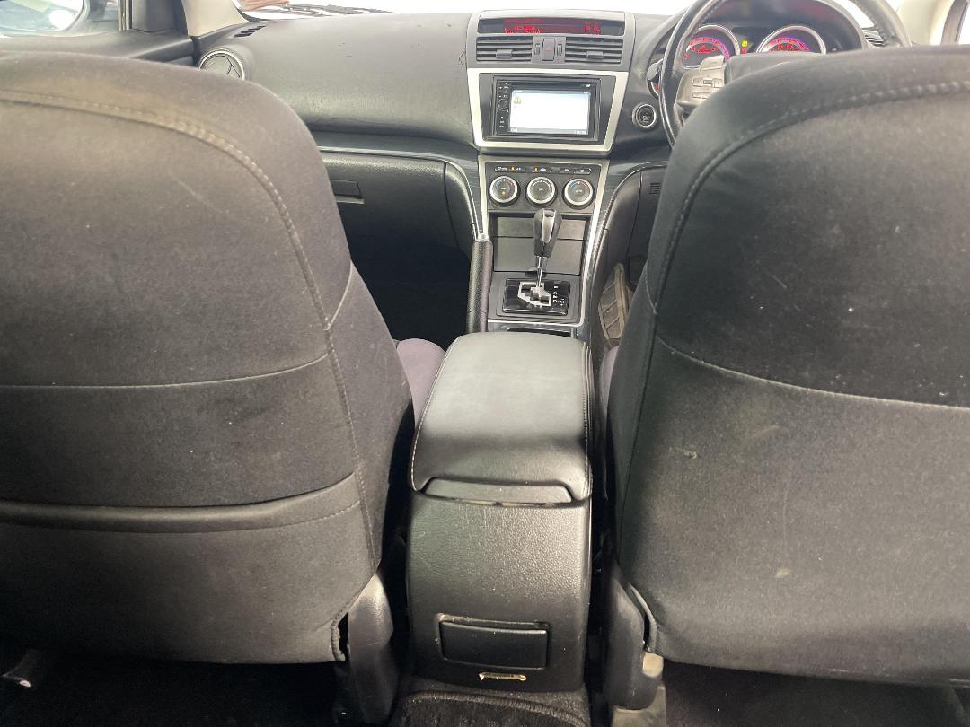 Photo '18' of Mazda Atenza