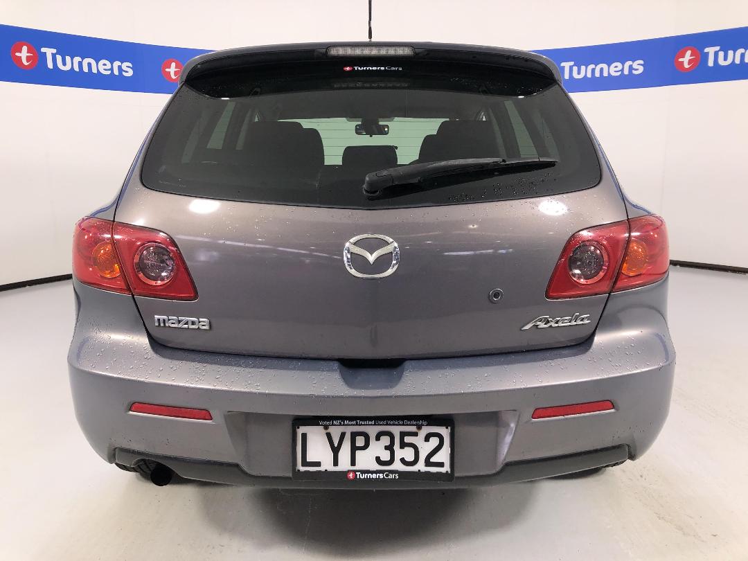 Photo '6' of Mazda Axela