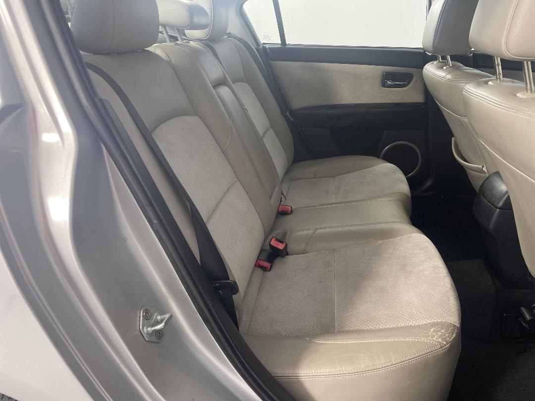 Photo '20' of Mazda Axela