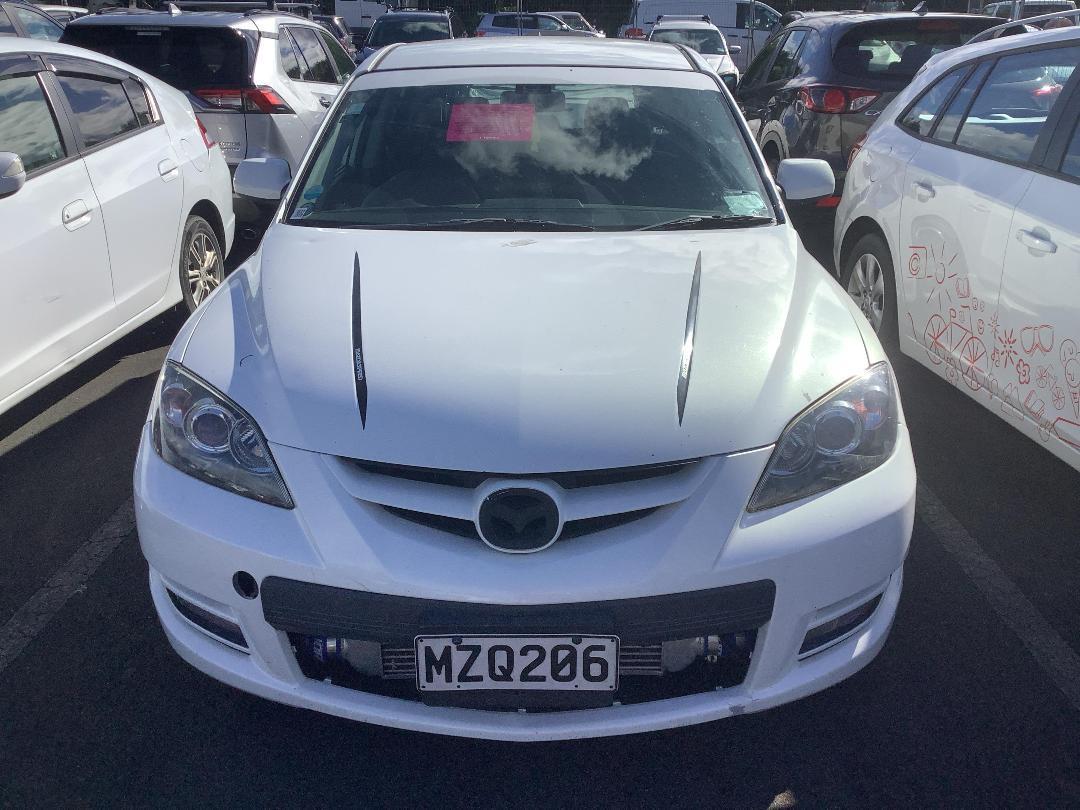 Photo '4' of Mazda Axela